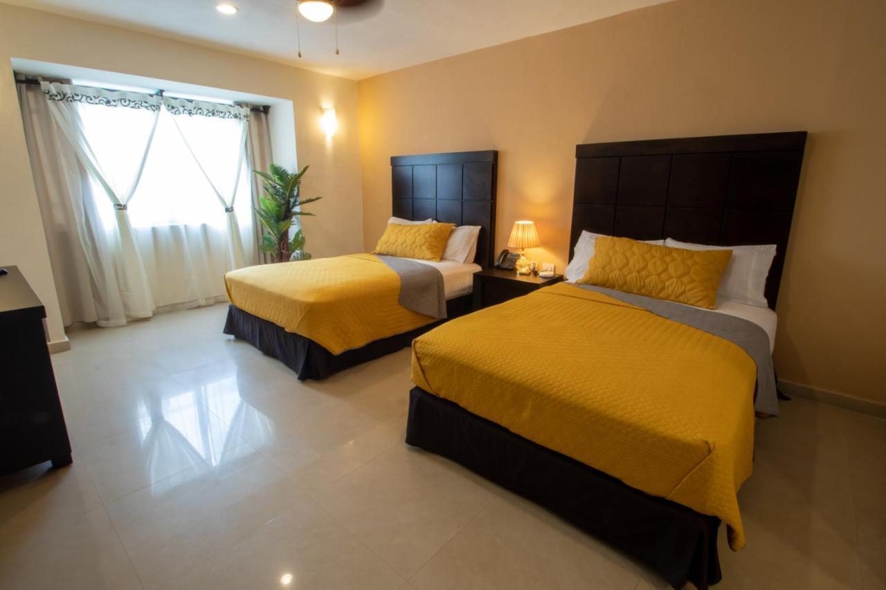 Hotel Villas Segovia Suites Playa Del Carmen Ngoại thất bức ảnh